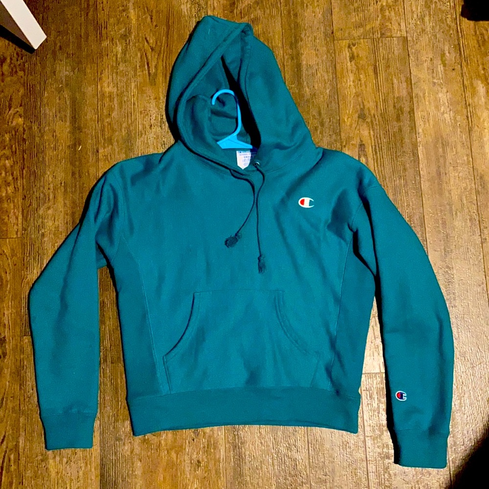 More like a Teal color